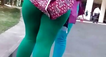 sex đ* bà già Cắt từ một cái xẻng đụ Âm hộ Của Olivia. sex javhd